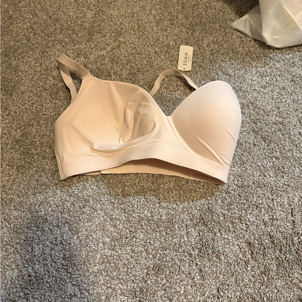 Seamless Soma Nude Bra